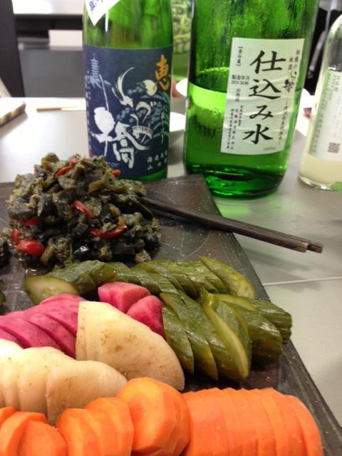 1002574_282009638603796_173