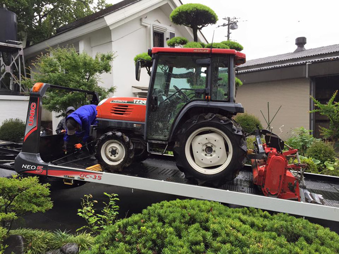 11401495_817399595002700_20